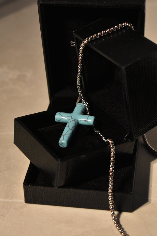 <tc>Aquamarine Cross Necklace</tc>