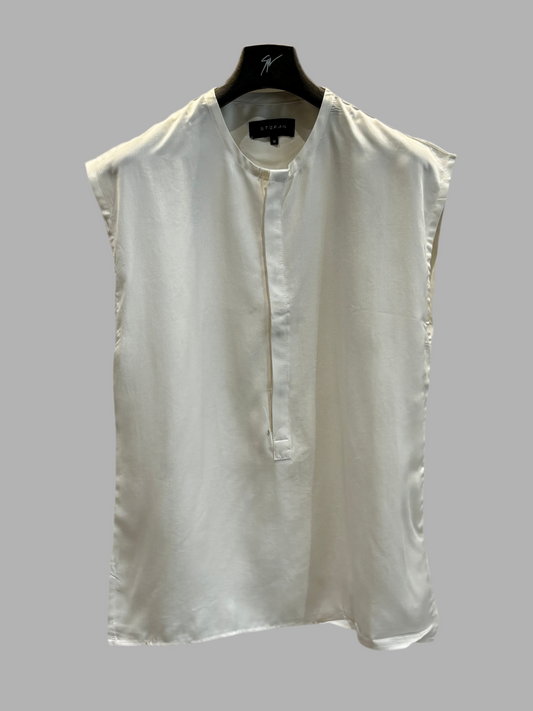 Garcon's Sleeveless Shirt