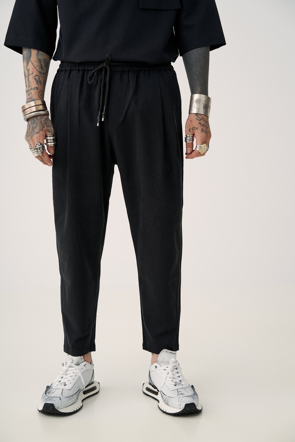 Εssential Pants