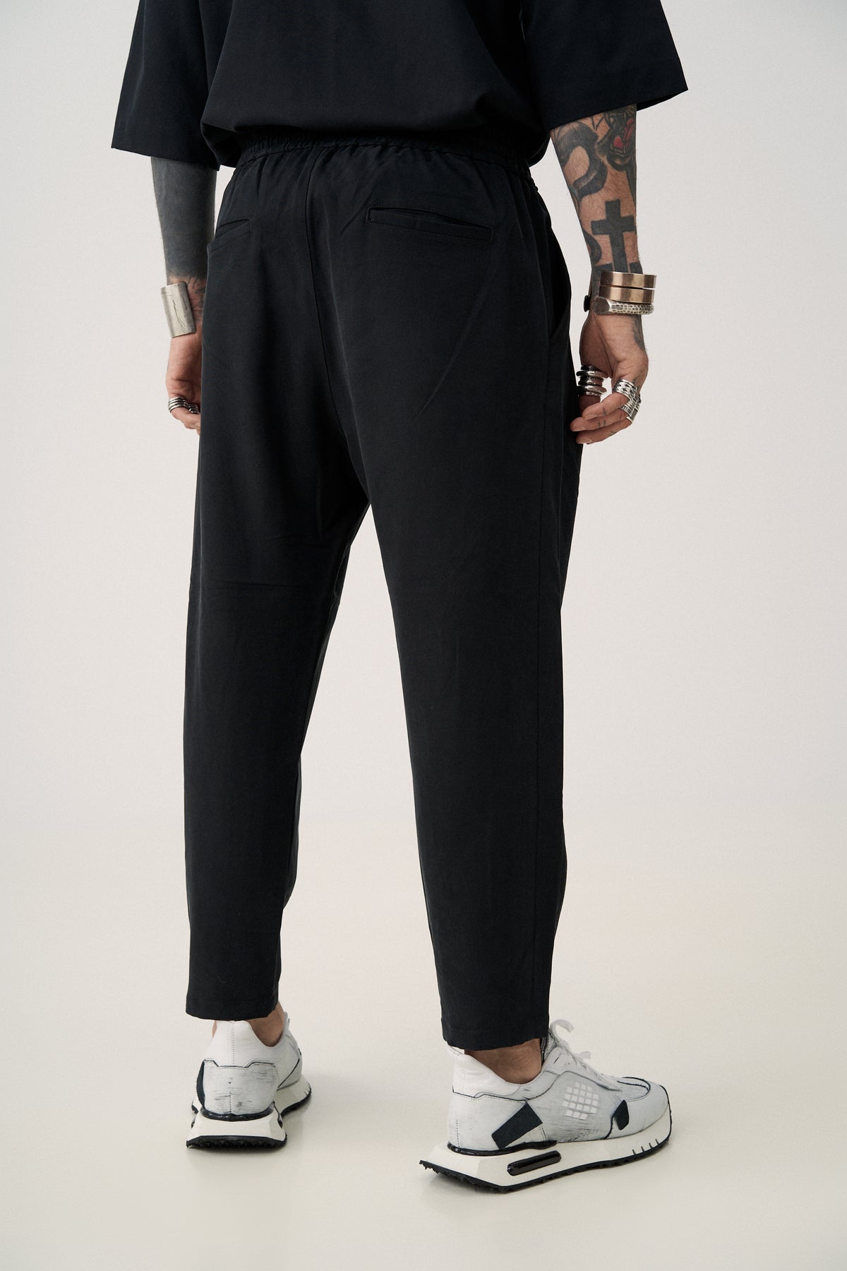 Εssential Pants