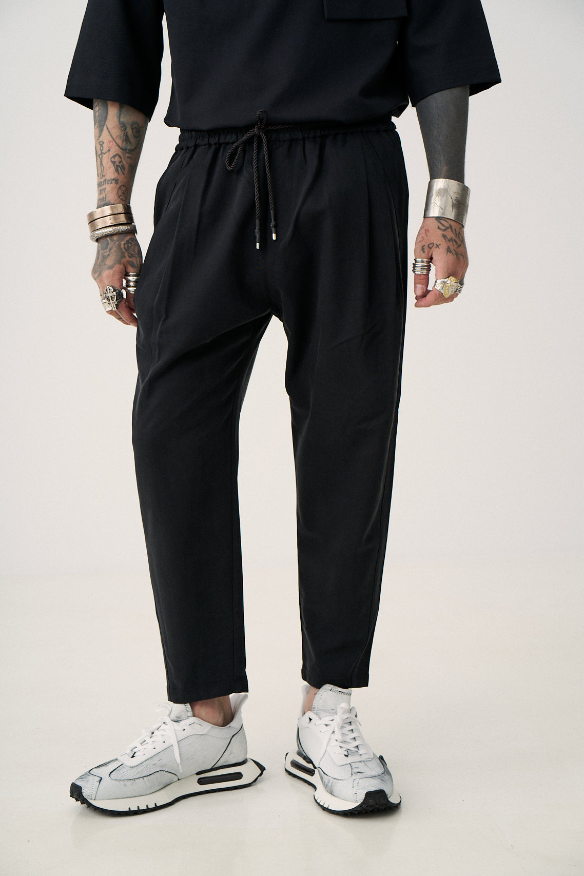 Εssential Pants