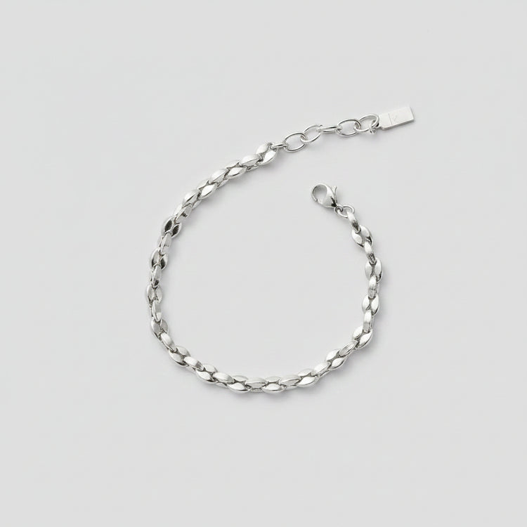Titan Loop Bracelet